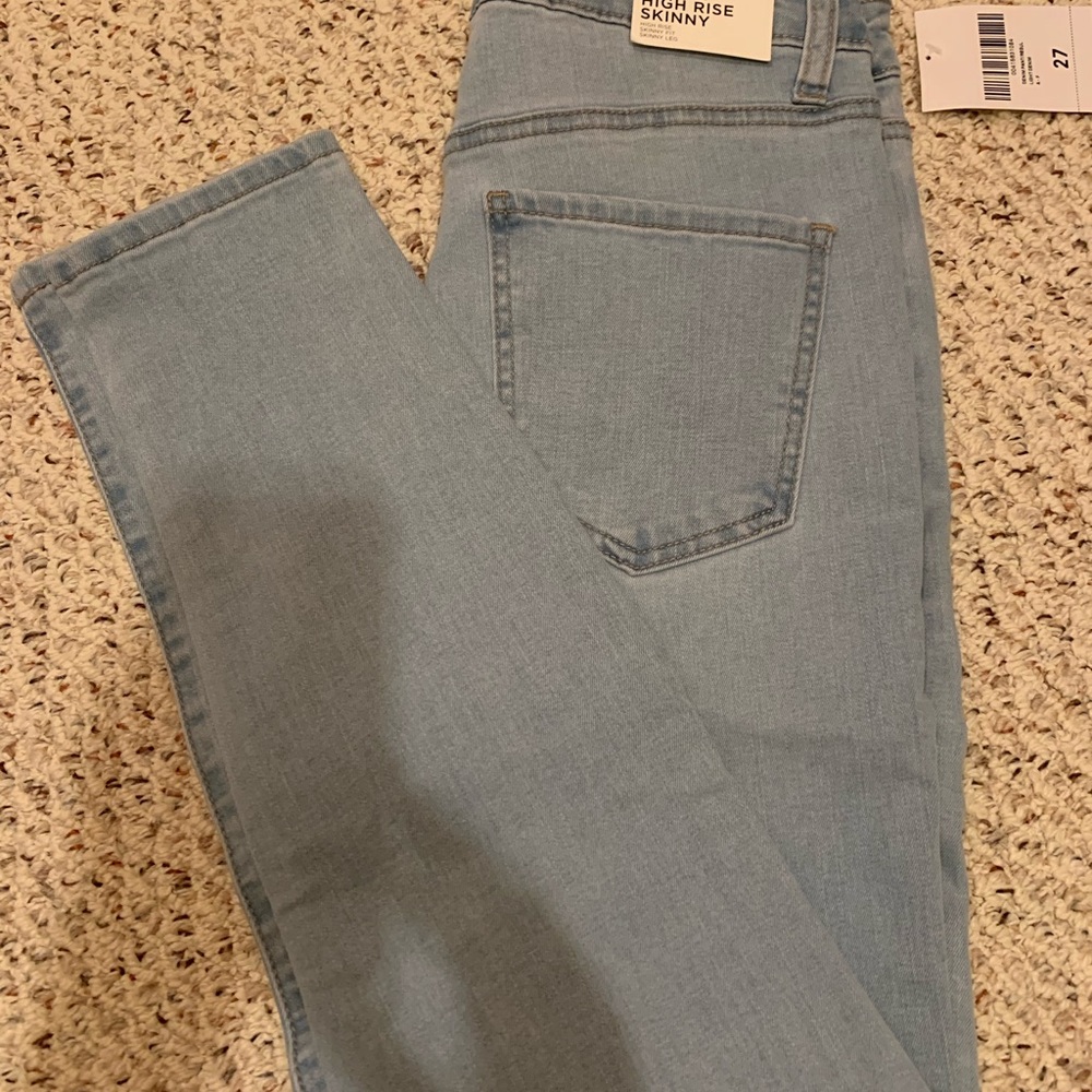 Forever 21 petite high rise skinny size 27